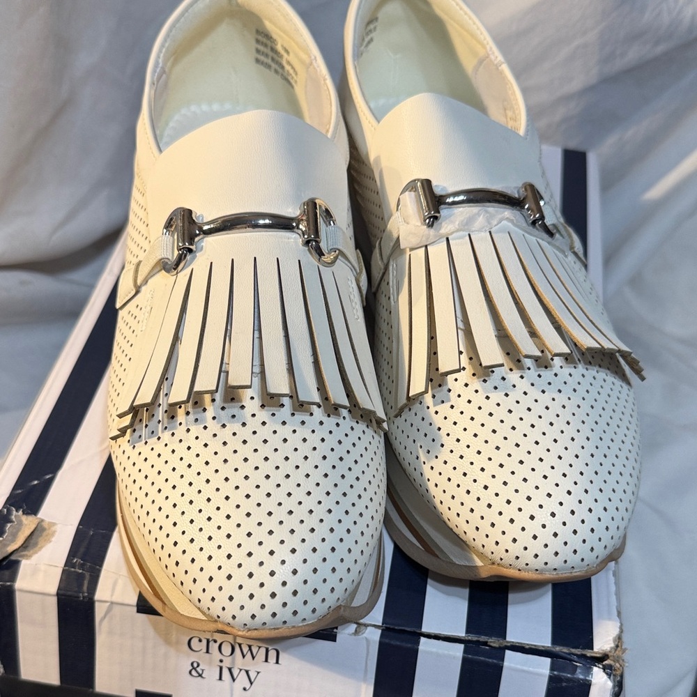 Fringed Perforated Slip-On Loafers in Cream nwot